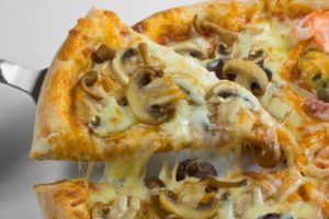 пицца грибы и сыр