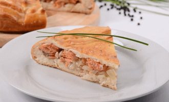 пирог с рыбой и картофелем